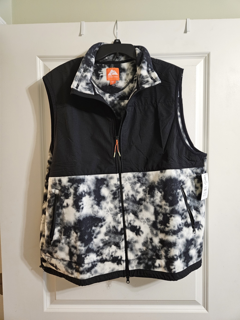 Ozark Trail Black & White Tie-Dye Fleece Vest, XL, NWT